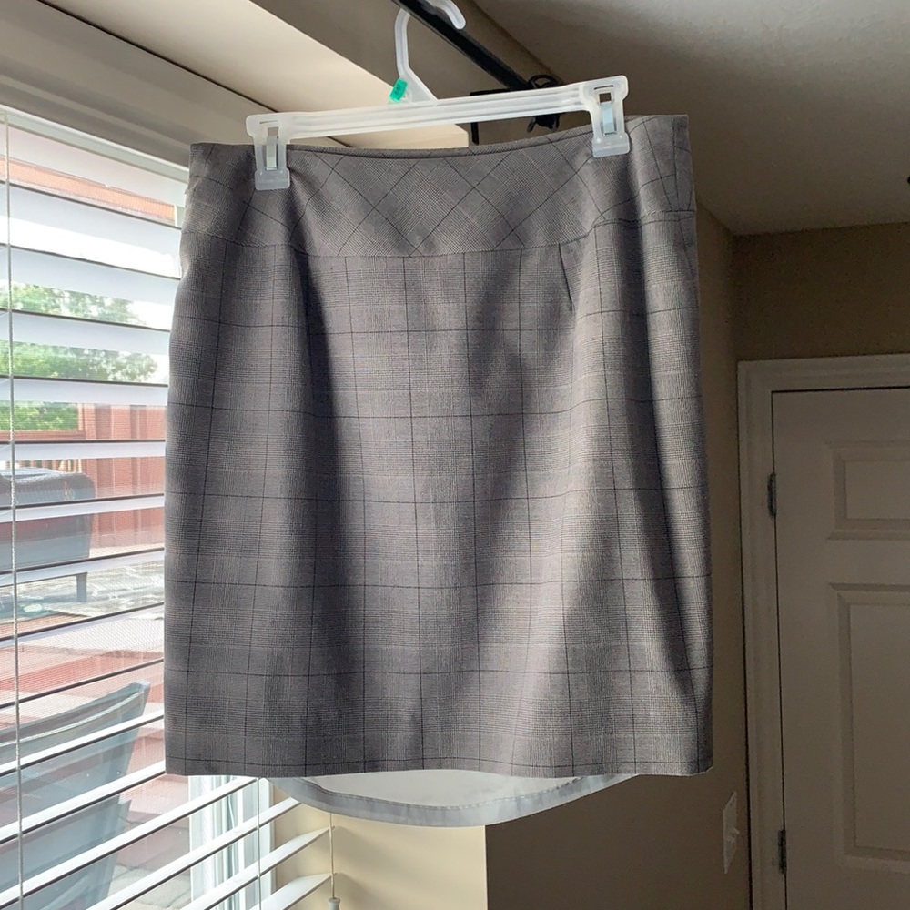 Amanda smith skirt